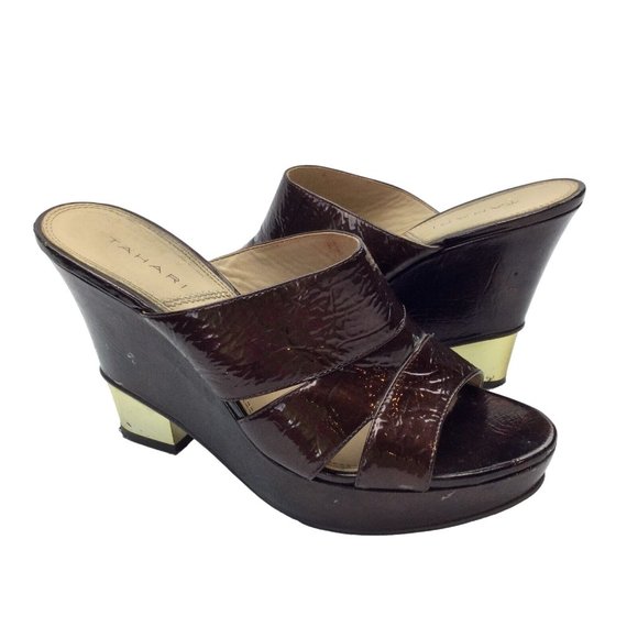 Tahari Flopsi Slip On Sandals Size 8.5 Slides High Heels Wedges Brown Leather - Picture 1 of 12